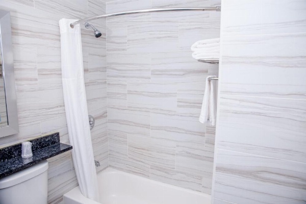 7 Days Hotel image 32